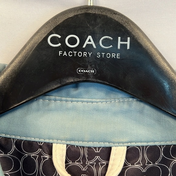 Coach 1941 Rain Coat, Size 4, PTP 18”, Length 32”, excellent condition, w/Bag - Picture 6 of 16